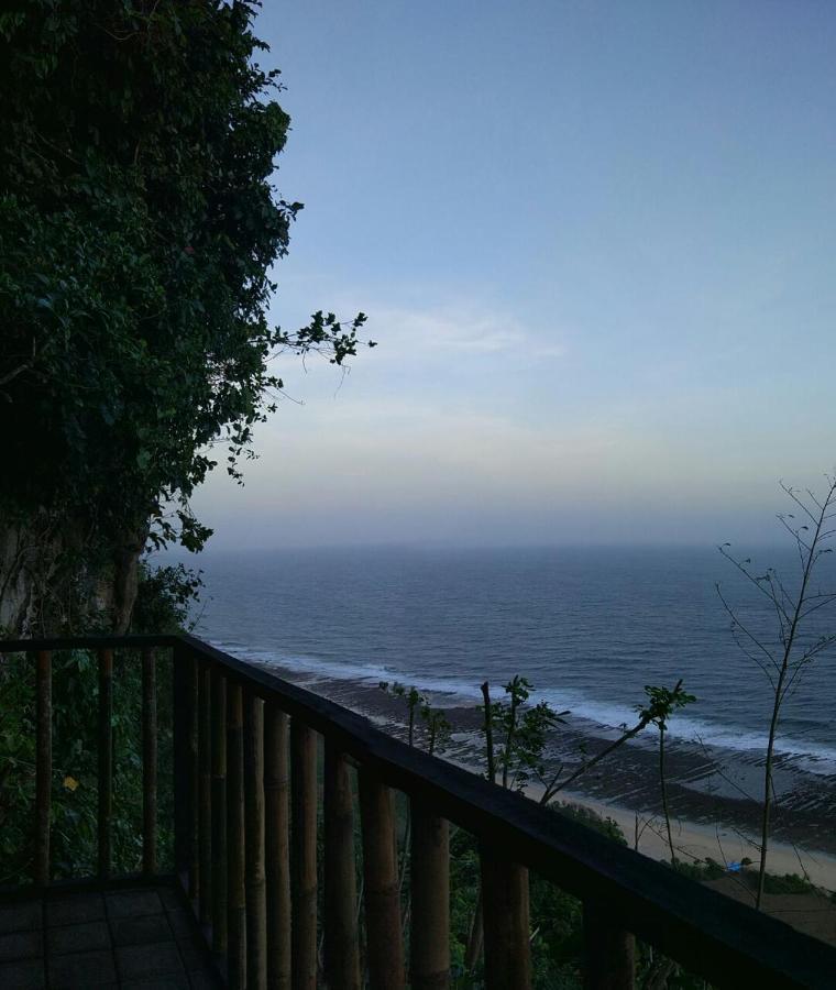 Nunggalan Hut Villa Uluwatu Exteriör bild